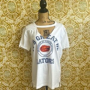 PINK Victoria’s Secret Collegiate Collection RARE Florida Gators Cutout Tee Sz M